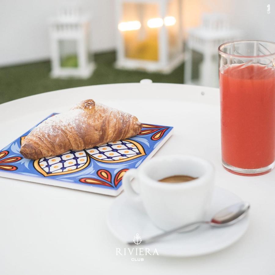 Hotel Riviera Bari Buitenkant foto