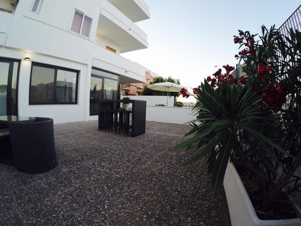 Hotel Riviera Bari Buitenkant foto